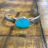 Single turquoise stone cuff